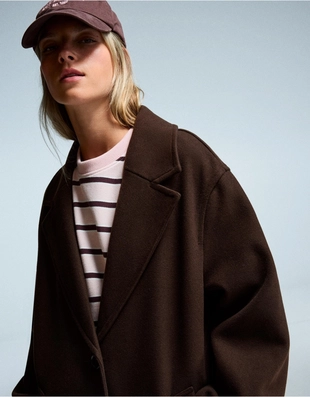 Длинное пальто из мягкой ткани- Заказать в России