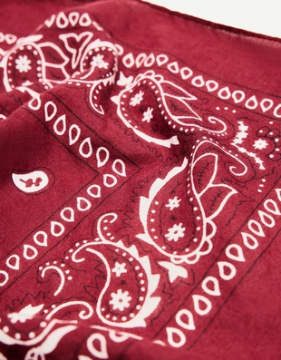 Платок с принтом- Заказать в России