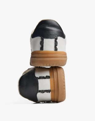 Кроссовки в стиле ретро с кружевными деталями- Заказать в России