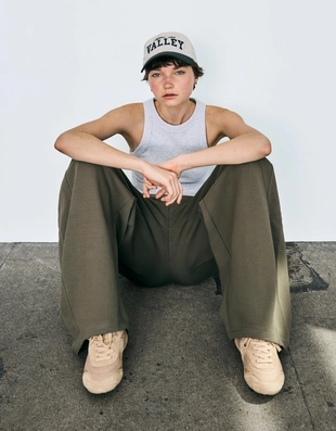 Брюки BARREL из мягкой ткани- Заказать в России