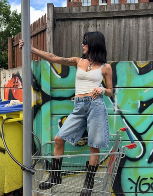 Off white|3942/443 - Bershka Топ с кружевом на бретелях