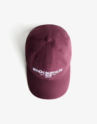 Maroon|9242/702 - Bershka Кепка с вышивкой