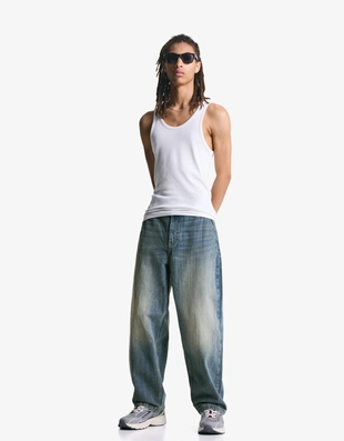 Джинсы в стиле скейтер- Заказать в России