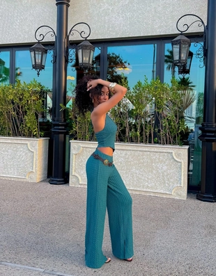 Топ в стиле рустик с асимметричными бретелями- Заказать в России