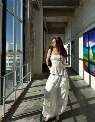 Топ бандо из крепа с асимметричным низом- Заказать в России