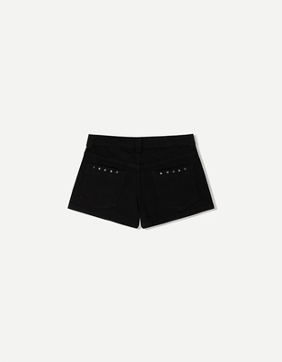 Black|3324/335 - Bershka Шорты объемного кроя с декоративными заклепками