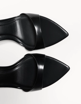 Босоножки на каблуке с ремешком на щиколотке- Заказать в России