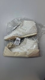 Zara СПОРТИВНЫЕ БОТИНКИ White | 5600/610/001