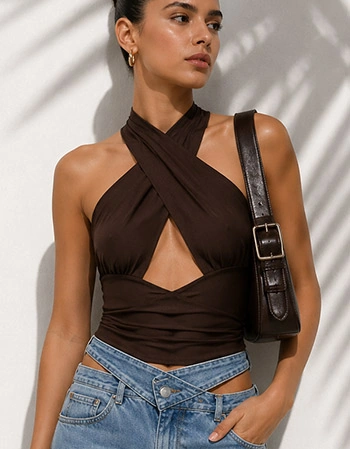 Перекрёстный силуэт Bershka
