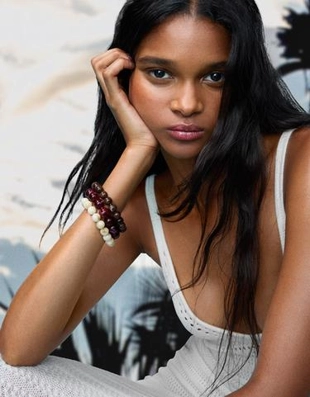 Bershka Набор из 3 эластичных браслетов с бусинами