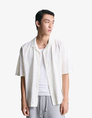 Bershka Рубашка с короткими рукавами и вышитыми цветами