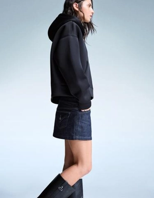 Bershka Толстовка оверсайз на молнии, с эффектом неопрена