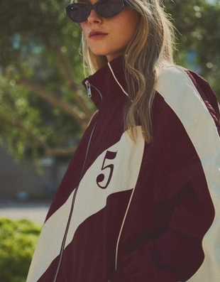 Bershka Спортивная куртка