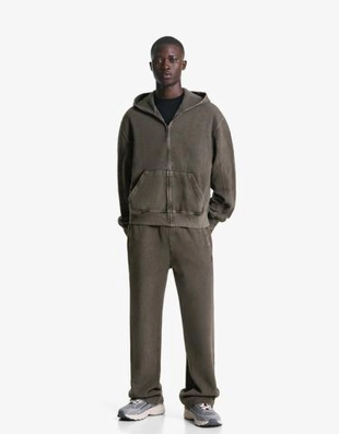 Bershka Брюки из ткани пике с эффектом потертости