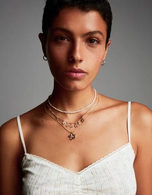 Bershka Набор: цепочка и шнурок «цветы», бусы из искусственного жемчуга