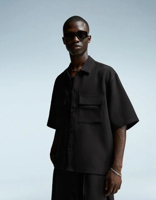 Bershka Рубашка классического кроя с короткими рукавами