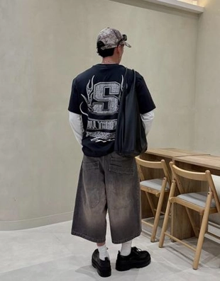 Bershka Футболка с коротким рукавом и принтом