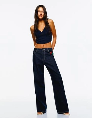 Bershka Джинсы свободного кроя