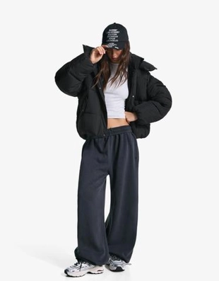 Bershka Пуховик с капюшоном