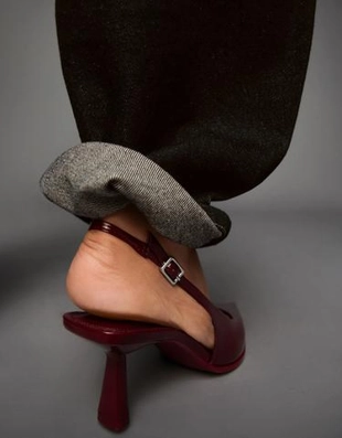 Bershka Туфли-мюли на среднем тонком каблуке