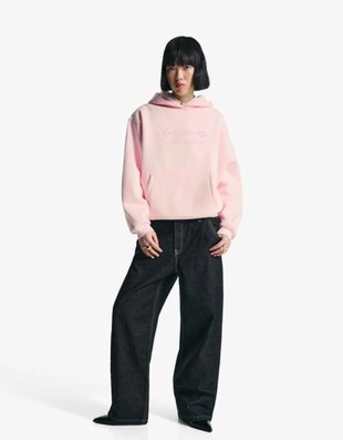 Bershka Джемпер с капюшоном и принтом