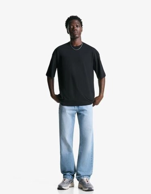 Bershka Джинсы свободного кроя с прямыми штанинами