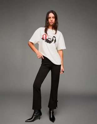 Bershka Футболка «дьявол носит PRADA» с короткими рукавами и принтом