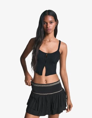 Bershka Топ на бретелях с вырезами купить с доставкой.