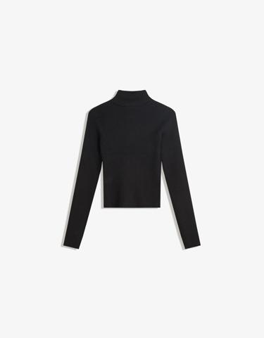 Bershka Свитер в рубчик с высоким воротником