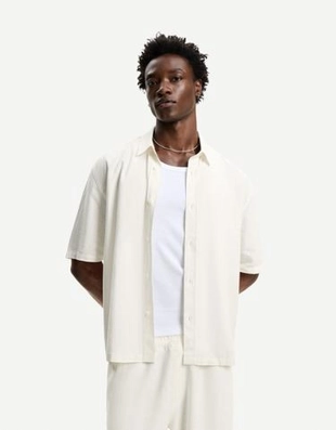 Bershka Рубашка из смесового льна с короткими рукавами купить с доставкой.