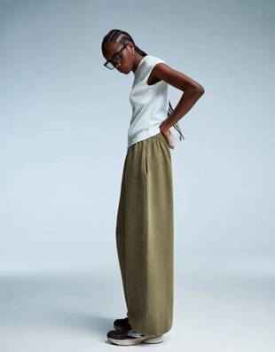 Bershka Джоггеры из мягкой ткани с фиксаторами