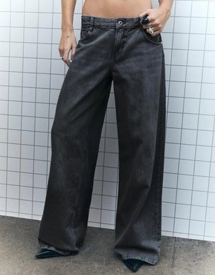 Bershka Джинсы с широкими штанинами и низкой посадкой