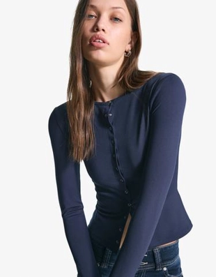 Bershka Футболка с длинными рукавами и пуговицами