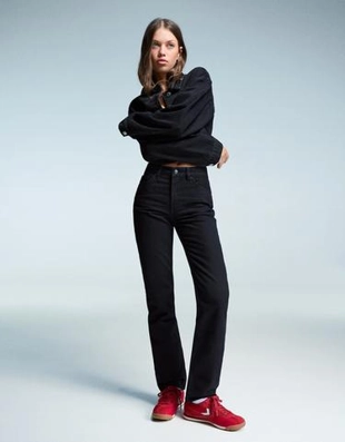 Bershka Джинсы прямого кроя купить с доставкой.