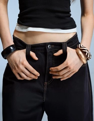 Bershka Набор из 3 пластмассовых браслетов