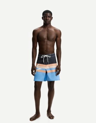 Bershka Длинные печатные плавательные трусы купить с доставкой.