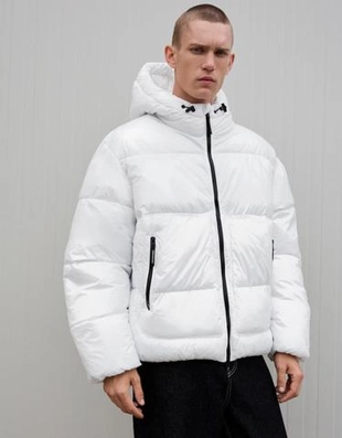 Bershka Пуховик с капюшоном купить с доставкой.