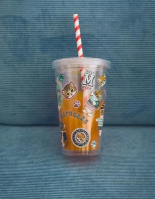 Bershka Наклейки мофусанд