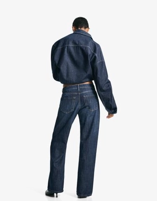 Bershka Джинсы свободного кроя купить с доставкой.