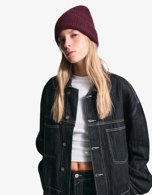 Bershka Шапка базовая купить с доставкой.