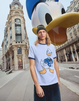 Bershka DONALD DUCK SHORT SLEEVE CONTRAST RIB PRINT T-SHIRT