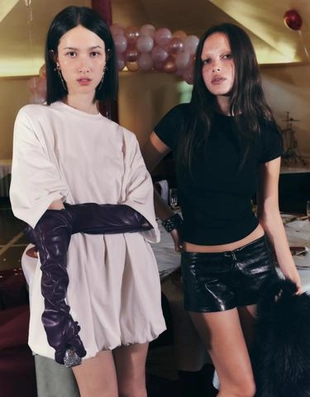 Bershka Платье-футболка оверсайз в форме шара