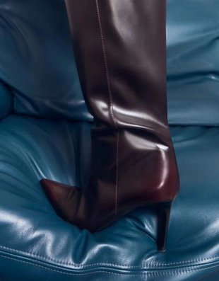 Широкие сапоги на высоком каблуке- Заказать в России