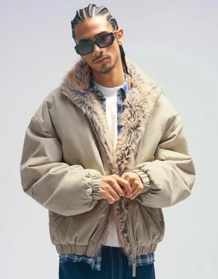 Bershka Куртка с лацканами из искусственного меха