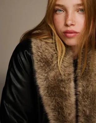Куртка из искусственной кожи с меховым воротником- Заказать в России