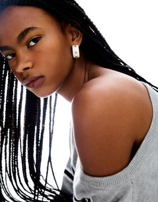 Bershka Набор из двух пар серег-гвоздиков