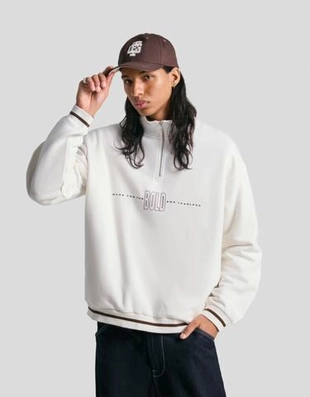 Bershka PRINTED QUARTER-ZIP SWEATSHIRT