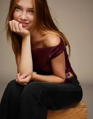 Асимметричный топ из искусственной кожи- Заказать в России