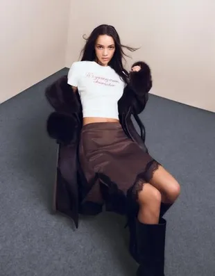 Мини-юбка из сатина с кружевом