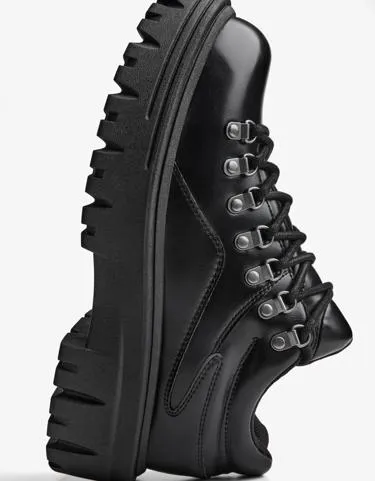 Туфли с металлическими деталями- Заказать в России